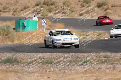 media/Jun-01-2025-CalClub SCCA (Sun) [[eae223c5dd]]/Group 5/Qualifying/
